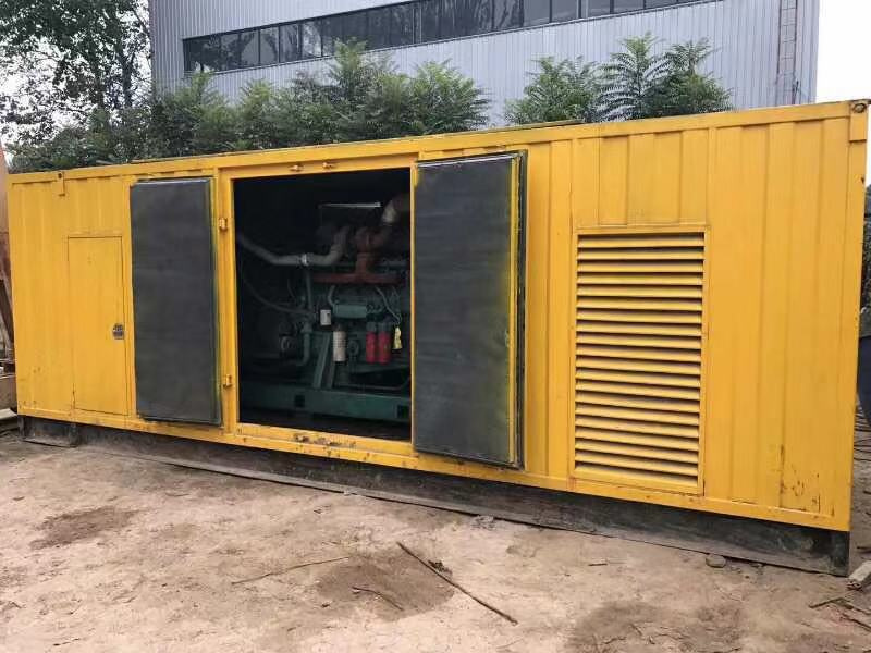 南充柴油发电机组滤清器内充满机油但压力不足如何进行故障排查？